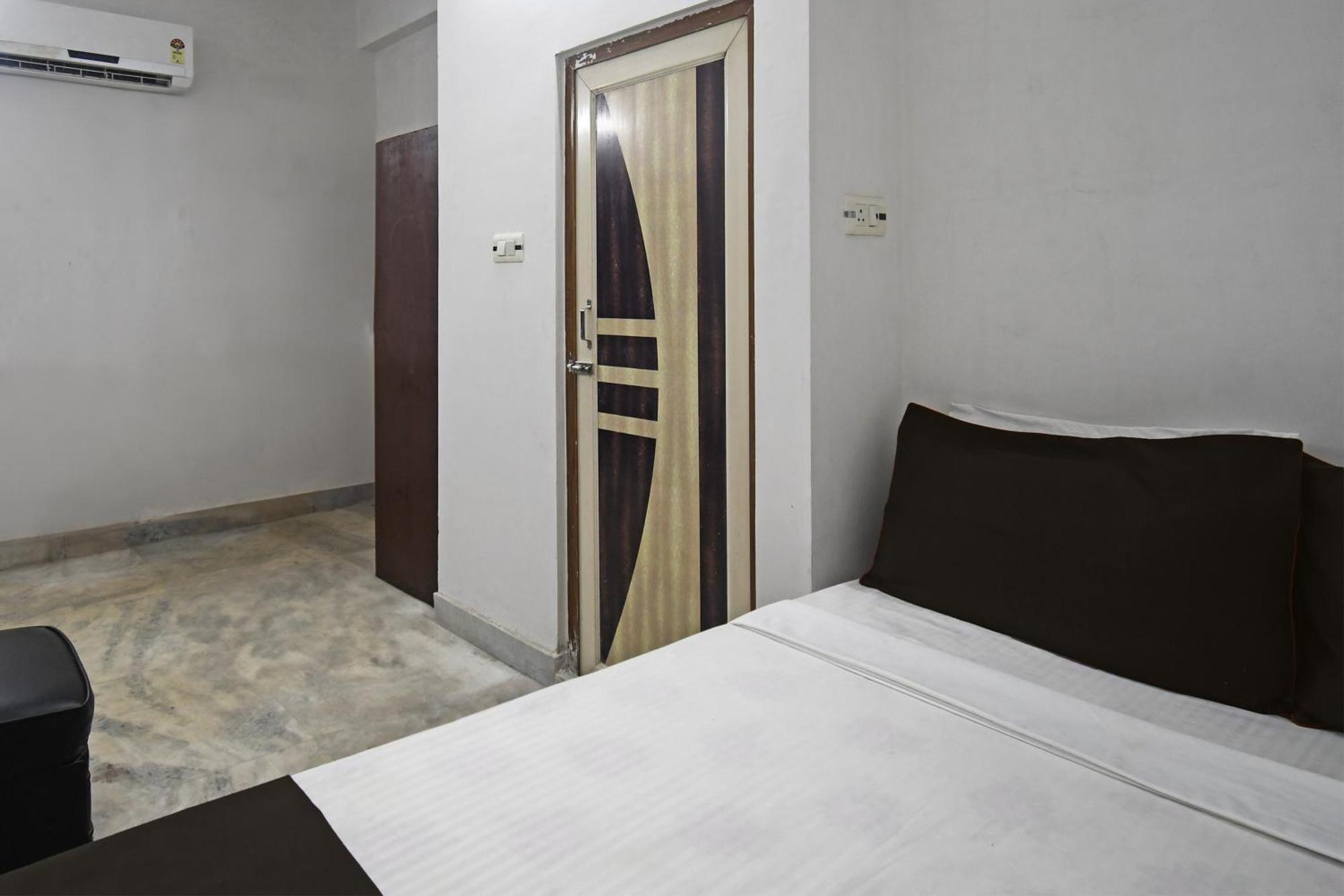 Oyo Hotel Chinar Park 콜카타 외부 사진